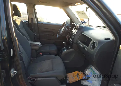 2010 Jeep Patriot Sport from USA, damaged, VIN 1J4NT2GB4AD553948